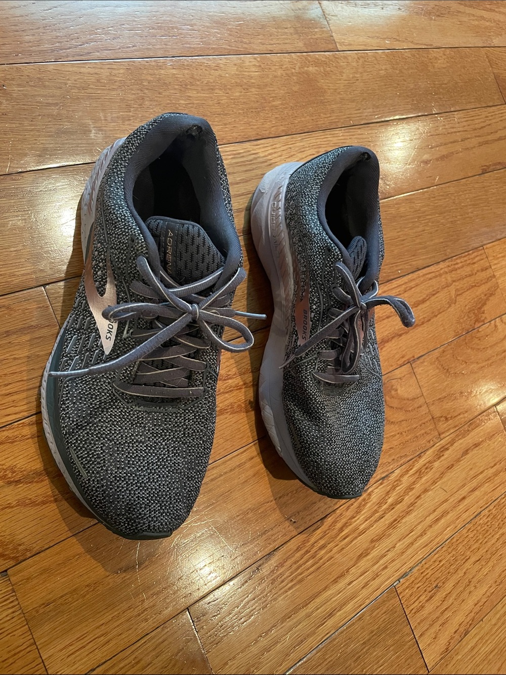women’s Brooks Knit Running Sneakers in Gray